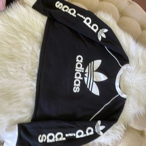 Women’s sweatshirt